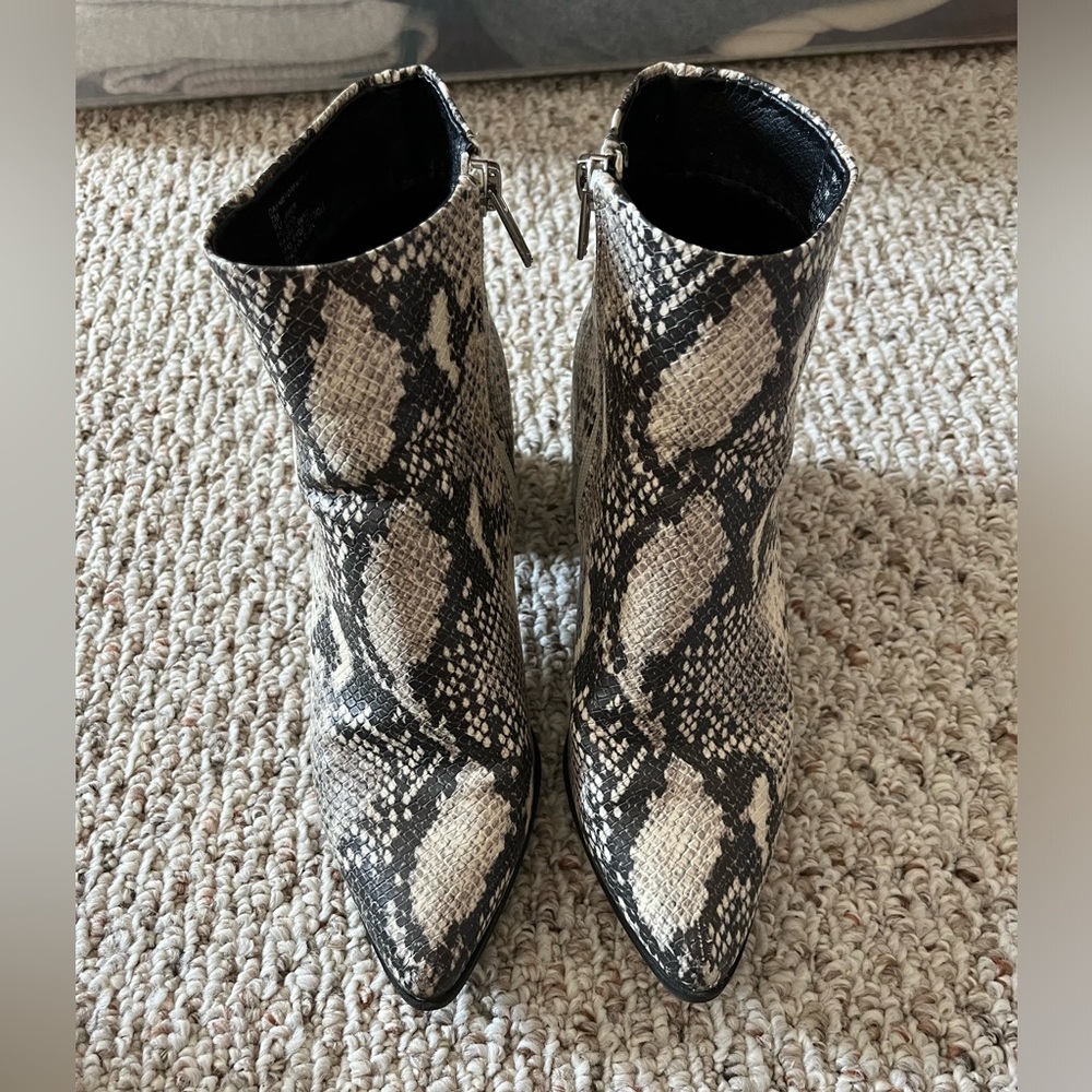 Steven madden snake skin boots